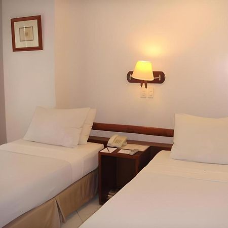 Soledad Suites Đảo Đảo Panglao Ngoại thất bức ảnh