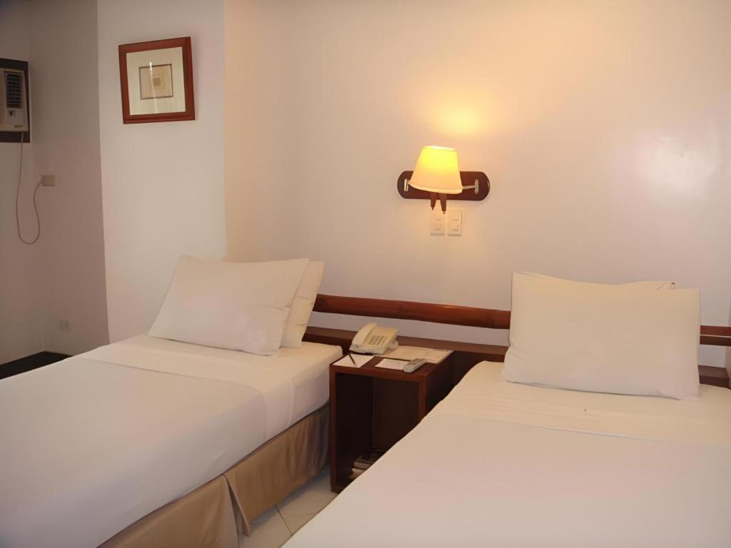 Soledad Suites Đảo Đảo Panglao Ngoại thất bức ảnh