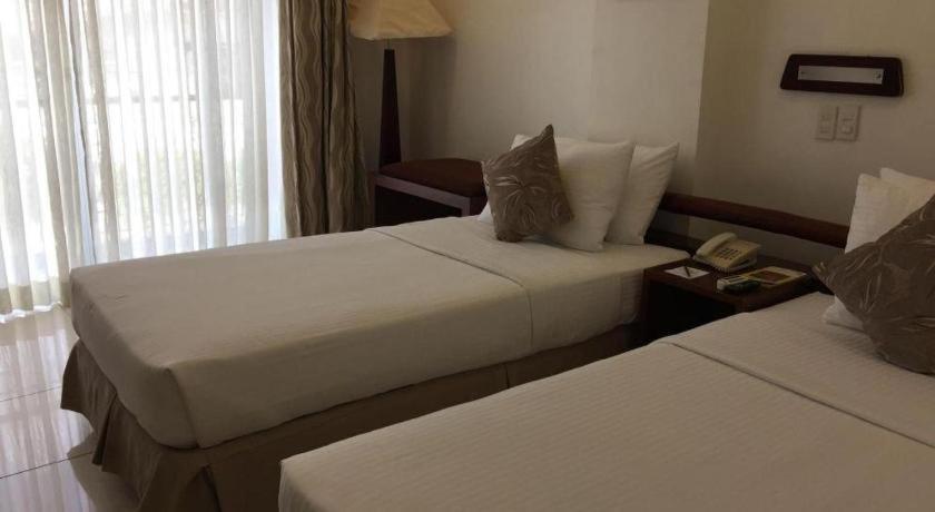 Soledad Suites Đảo Đảo Panglao Ngoại thất bức ảnh