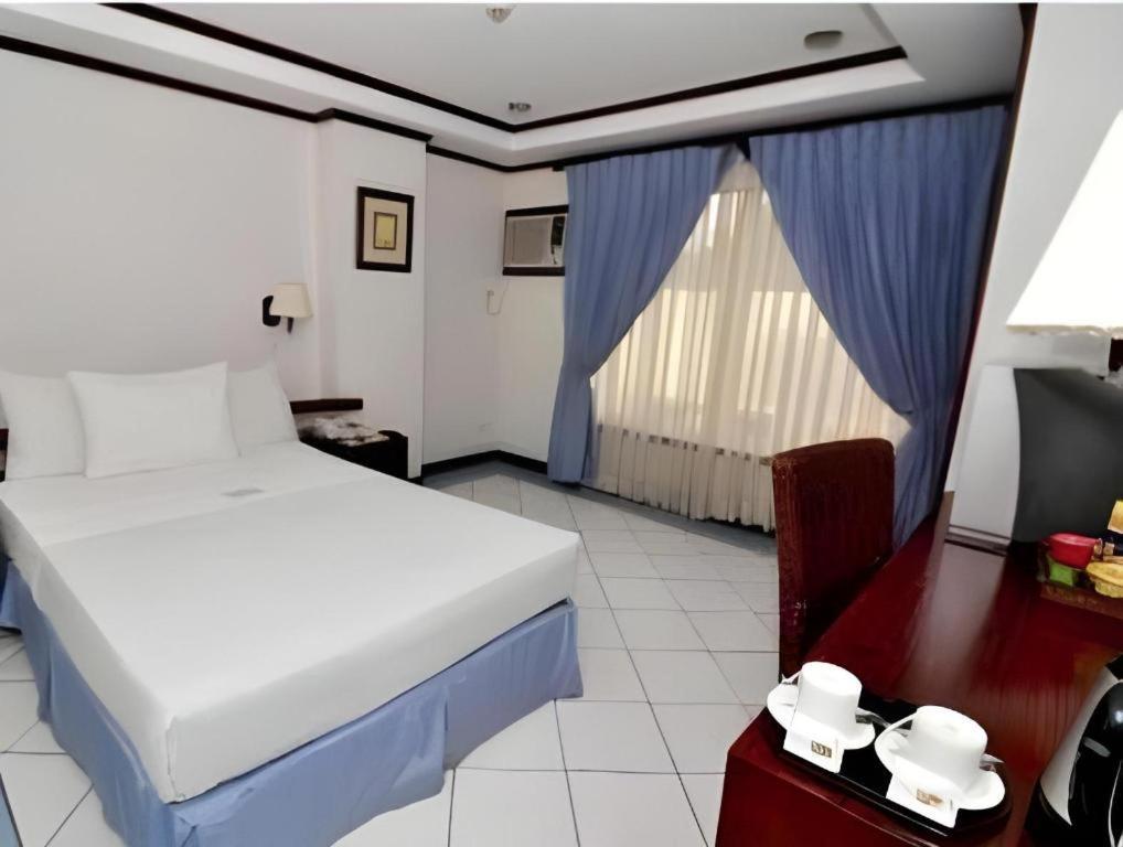 Soledad Suites Đảo Đảo Panglao Ngoại thất bức ảnh