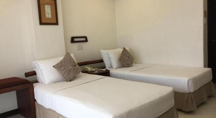 Soledad Suites Đảo Đảo Panglao Ngoại thất bức ảnh
