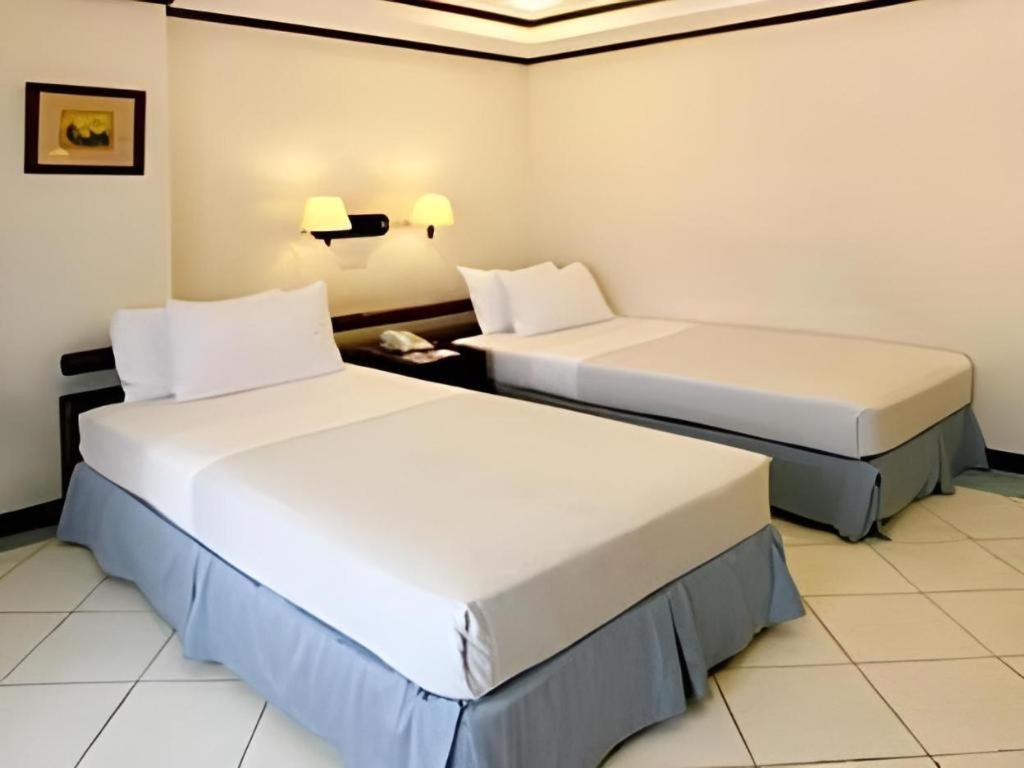 Soledad Suites Đảo Đảo Panglao Ngoại thất bức ảnh