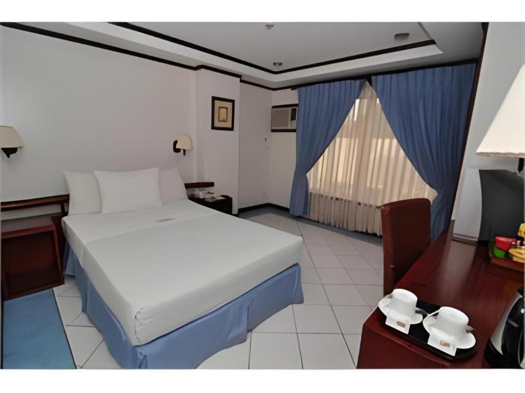Soledad Suites Đảo Đảo Panglao Ngoại thất bức ảnh