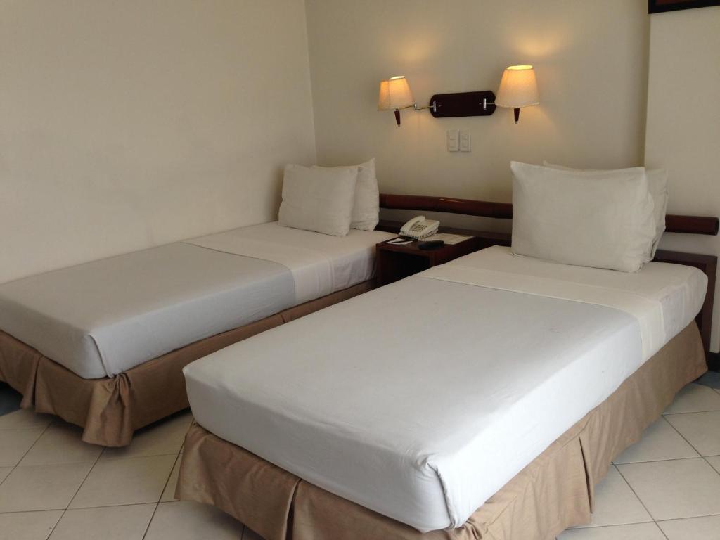 Soledad Suites Đảo Đảo Panglao Ngoại thất bức ảnh